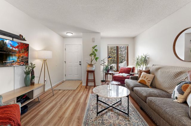 1609 Geske Road, Chaska, MN 55318