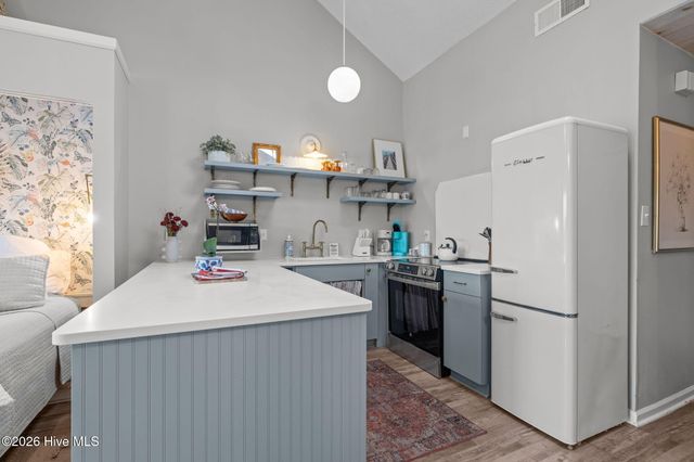 9201 Coast Guard Road F303, Emerald Isle, NC 28594