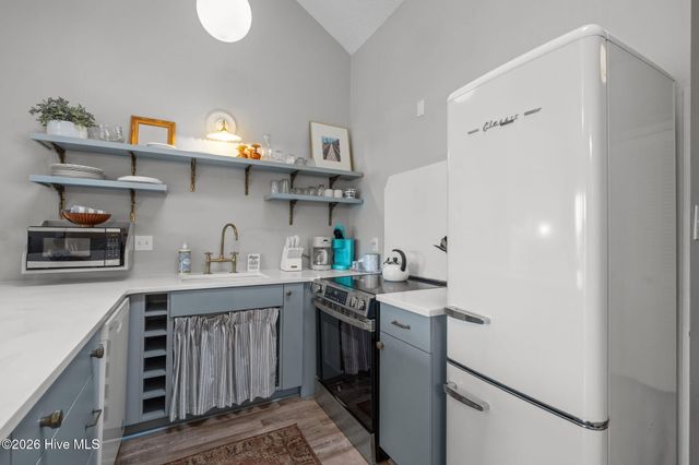 9201 Coast Guard Road F303, Emerald Isle, NC 28594