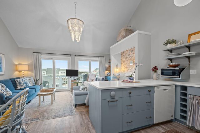 9201 Coast Guard Road F303, Emerald Isle, NC 28594