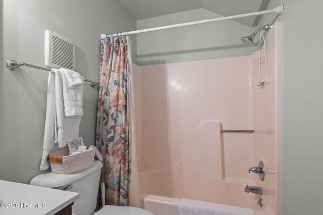 9201 Coast Guard Road F303, Emerald Isle, NC 28594