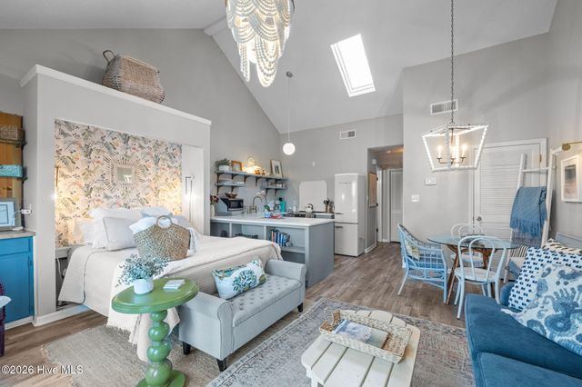 9201 Coast Guard Road F303, Emerald Isle, NC 28594