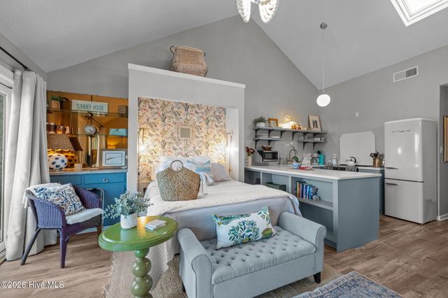 9201 Coast Guard Road F303, Emerald Isle, NC 28594