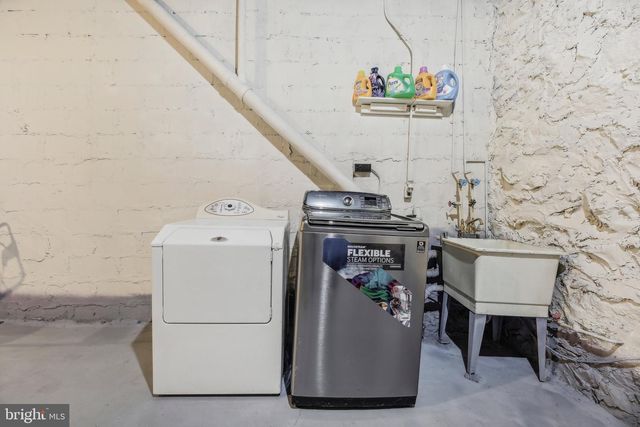 904 N ROSEDALE ST, Baltimore, MD 21216