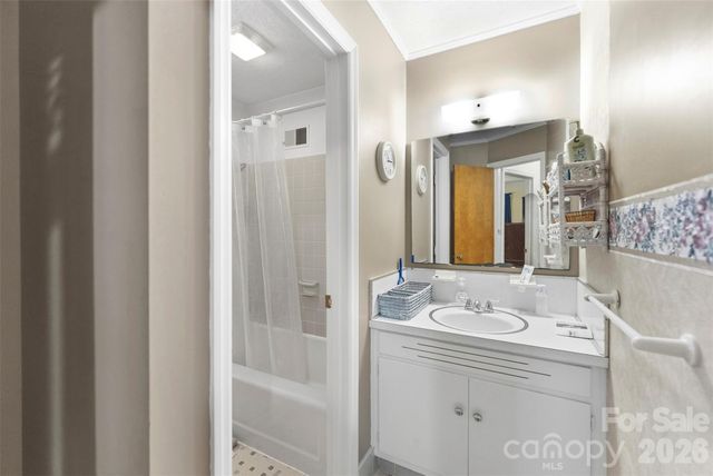 121 E Summersby Street, Fort Mill, SC 29715