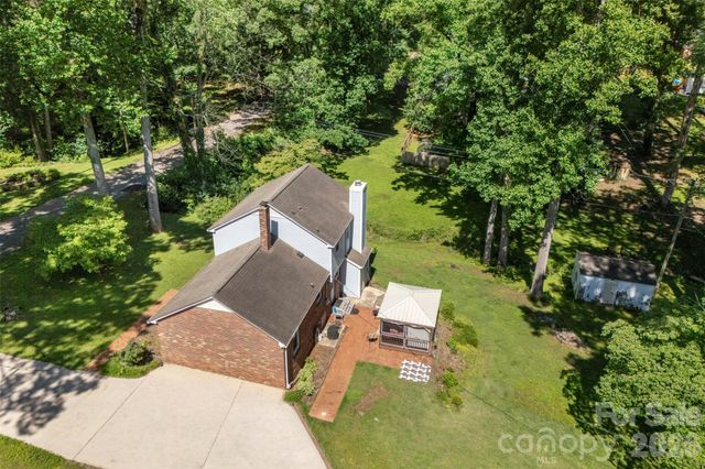 121 E Summersby Street, Fort Mill, SC 29715