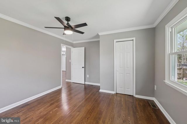 1257 WHITE OAK RD, Fredericksburg, VA 22405