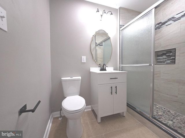 1257 WHITE OAK RD, Fredericksburg, VA 22405