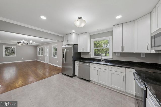 1257 WHITE OAK RD, Fredericksburg, VA 22405