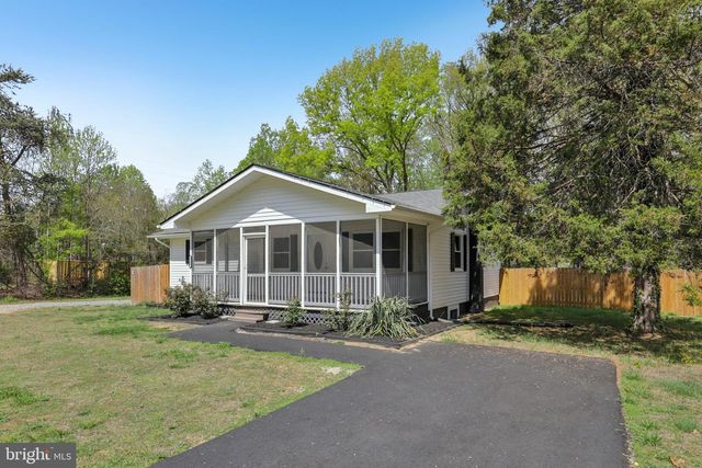 1257 WHITE OAK RD, Fredericksburg, VA 22405