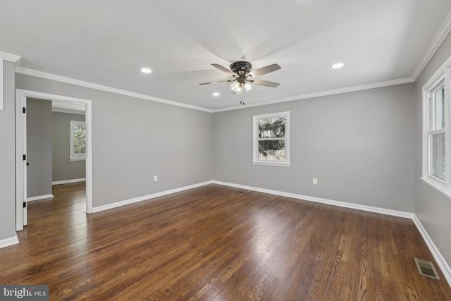 1257 WHITE OAK RD, Fredericksburg, VA 22405