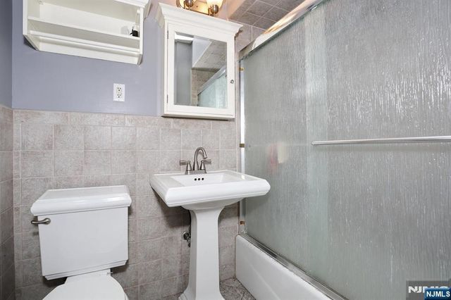 277 Prospect Avenue 18H, Hackensack, NJ 07601