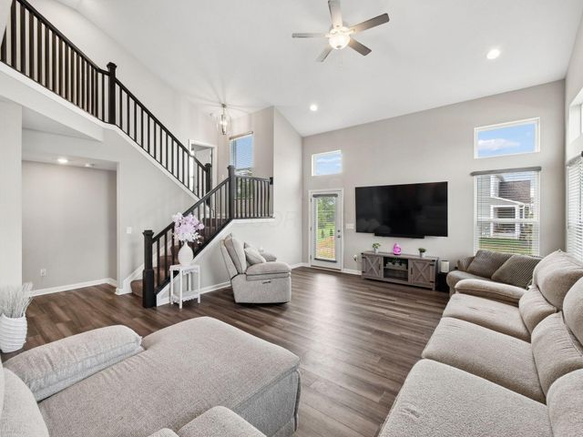 7081 Sanctuary Drive NW, Pickerington, OH 43147