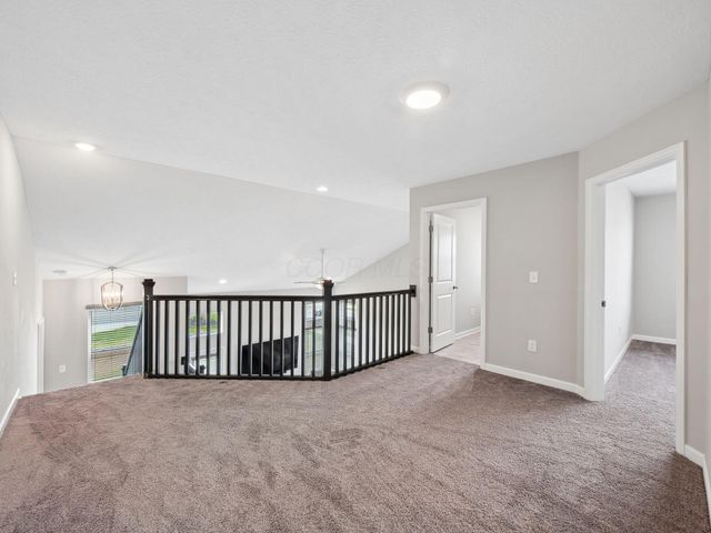 7081 Sanctuary Drive NW, Pickerington, OH 43147