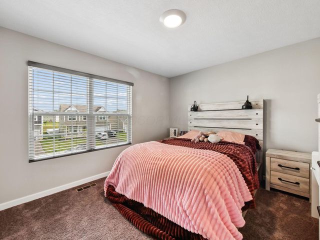 7081 Sanctuary Drive NW, Pickerington, OH 43147