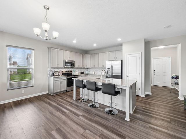 7081 Sanctuary Drive NW, Pickerington, OH 43147