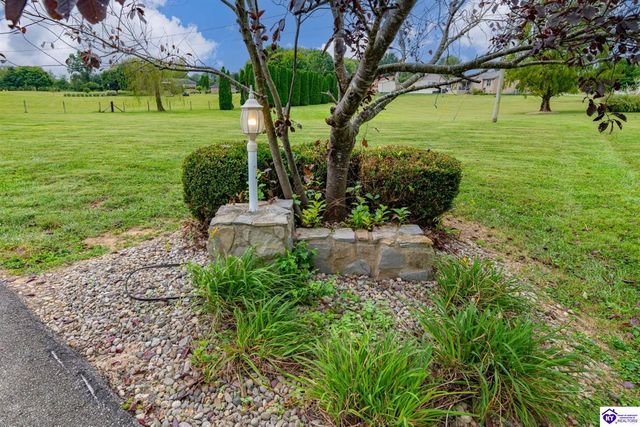 50 Freedom Court, Vine Grove, KY 40175