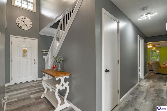 50 Freedom Court, Vine Grove, KY 40175