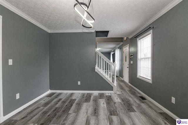 50 Freedom Court, Vine Grove, KY 40175