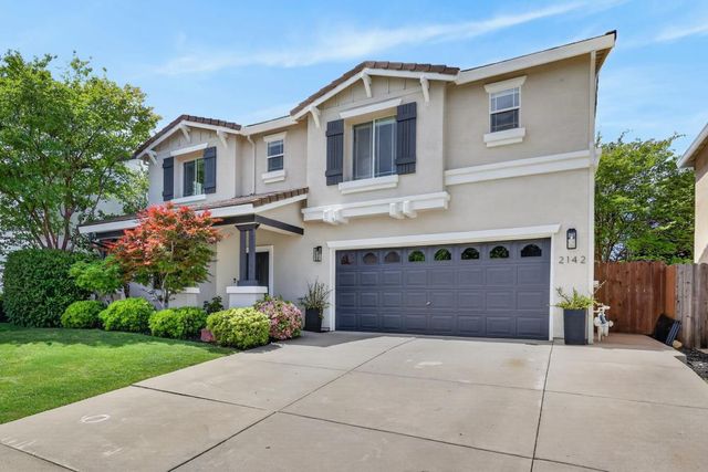 2142 Arnold Drive, Rocklin, CA 95765