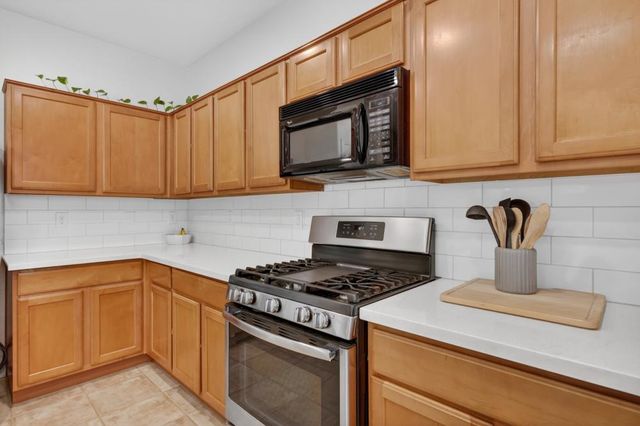 2142 Arnold Drive, Rocklin, CA 95765