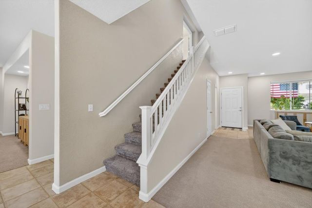 2142 Arnold Drive, Rocklin, CA 95765