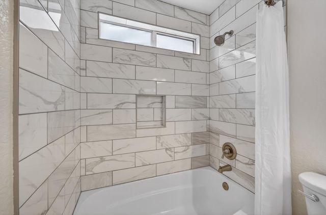 2142 Arnold Drive, Rocklin, CA 95765