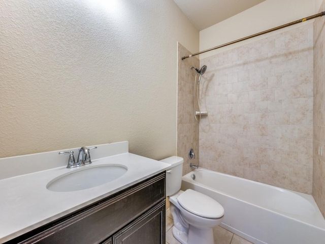 1117 Lake Meadow Lane, Little Elm, TX 75068