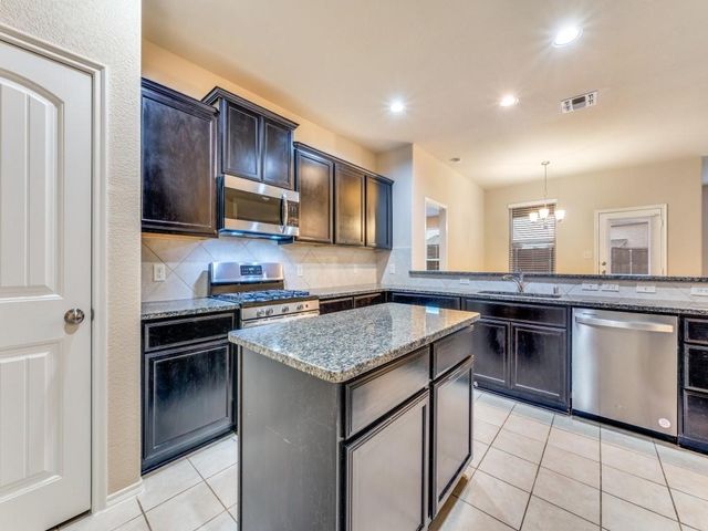 1117 Lake Meadow Lane, Little Elm, TX 75068