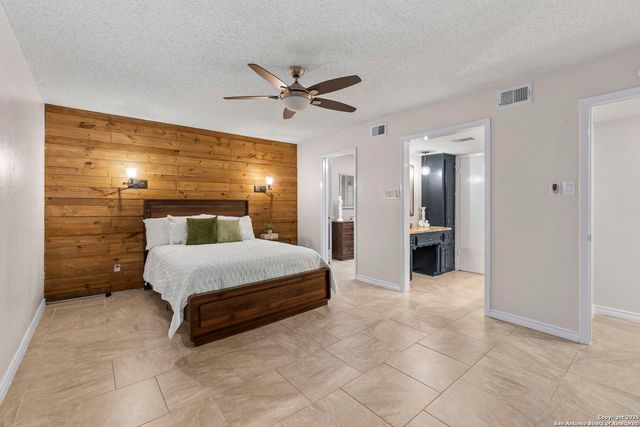 5203 Metcalf, Windcrest, TX 78239