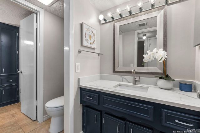 5203 Metcalf, Windcrest, TX 78239