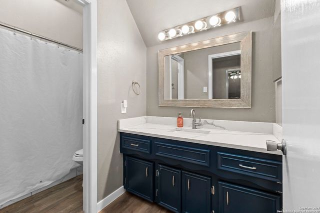 5203 Metcalf, Windcrest, TX 78239