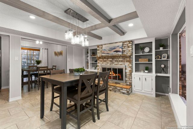 5203 Metcalf, Windcrest, TX 78239