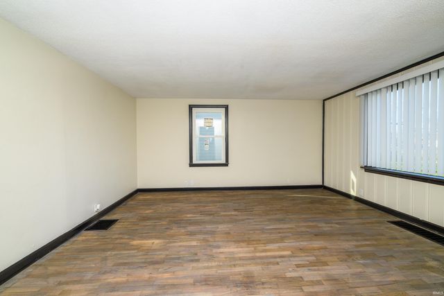 3506 S Penn Street, Muncie, IN 47302