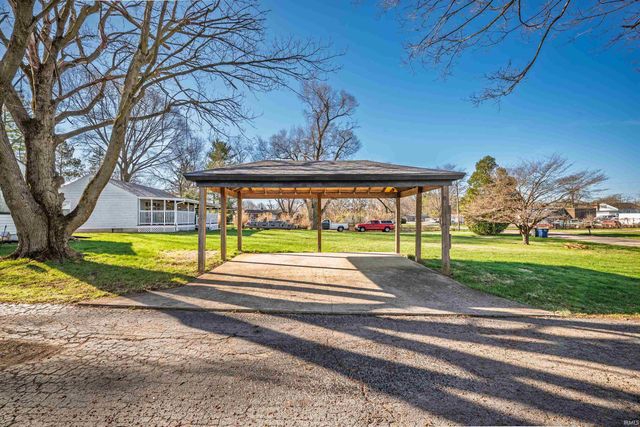 3506 S Penn Street, Muncie, IN 47302