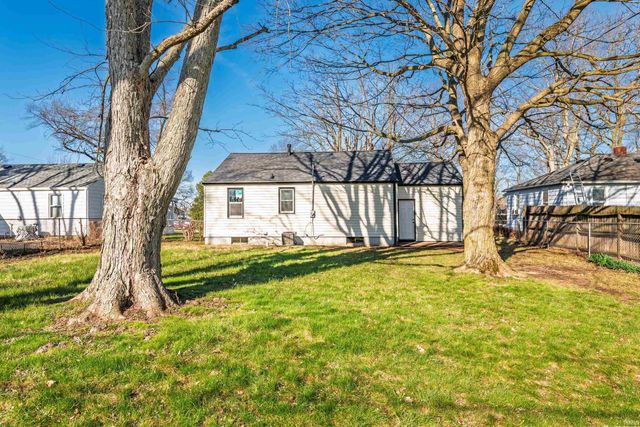 3506 S Penn Street, Muncie, IN 47302