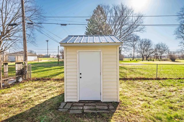 3506 S Penn Street, Muncie, IN 47302