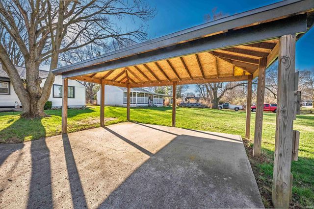 3506 S Penn Street, Muncie, IN 47302