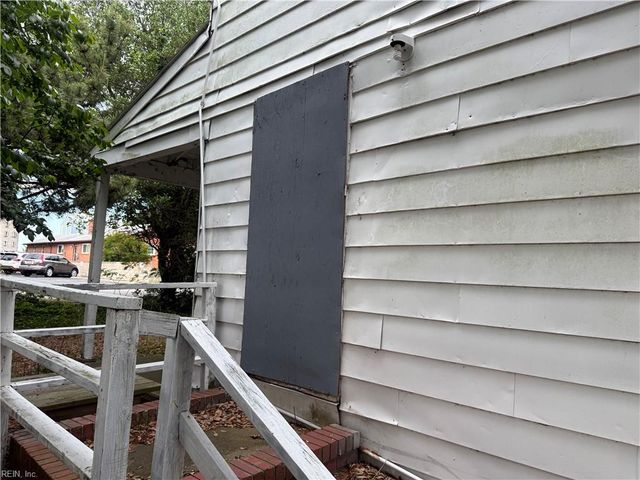 1146 W Ocean View AVE, Norfolk, VA 23503