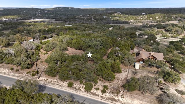 9020 Gainsborough Dr., Spring Branch, TX 78070