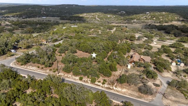 9020 Gainsborough Dr., Spring Branch, TX 78070