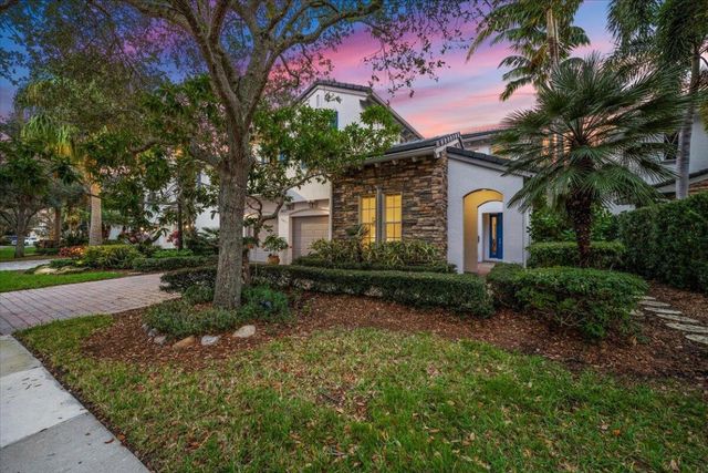 1437 Barlow Court, Palm Beach Gardens, FL 33410