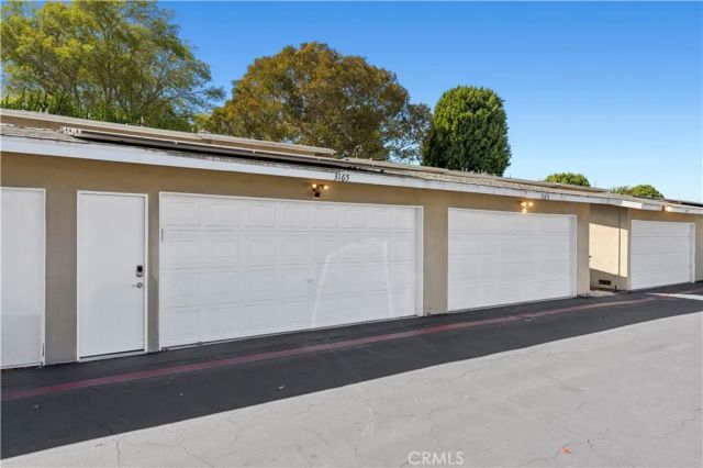 3165 College, Costa Mesa, CA 92626