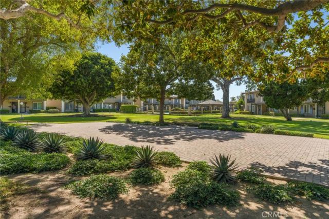 3165 College, Costa Mesa, CA 92626