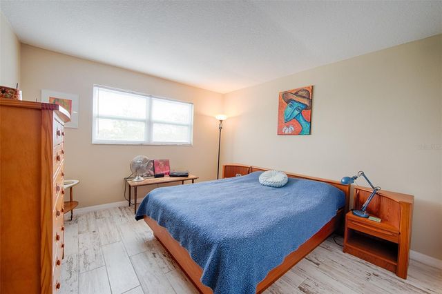 1860 MASSACHUSETTS AVENUE NE 224, St Petersburg, FL 33703