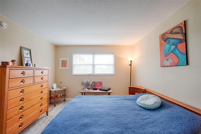 1860 MASSACHUSETTS AVENUE NE 224, St Petersburg, FL 33703