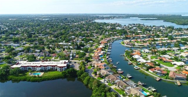 1860 MASSACHUSETTS AVENUE NE 224, St Petersburg, FL 33703