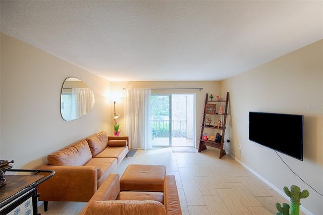 1860 MASSACHUSETTS AVENUE NE 224, St Petersburg, FL 33703