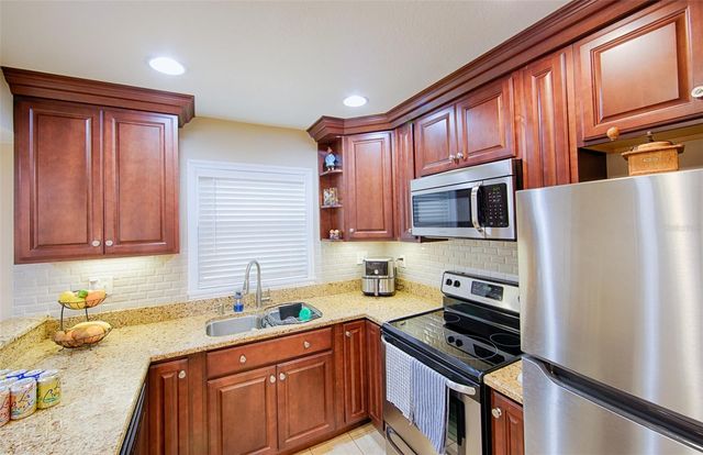 1860 MASSACHUSETTS AVENUE NE 224, St Petersburg, FL 33703