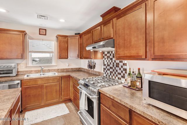 23 N Captains Drive, Little Egg Harbor, NJ 08087